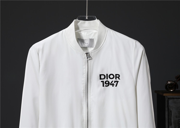 ブランドジャケット全体デザイン